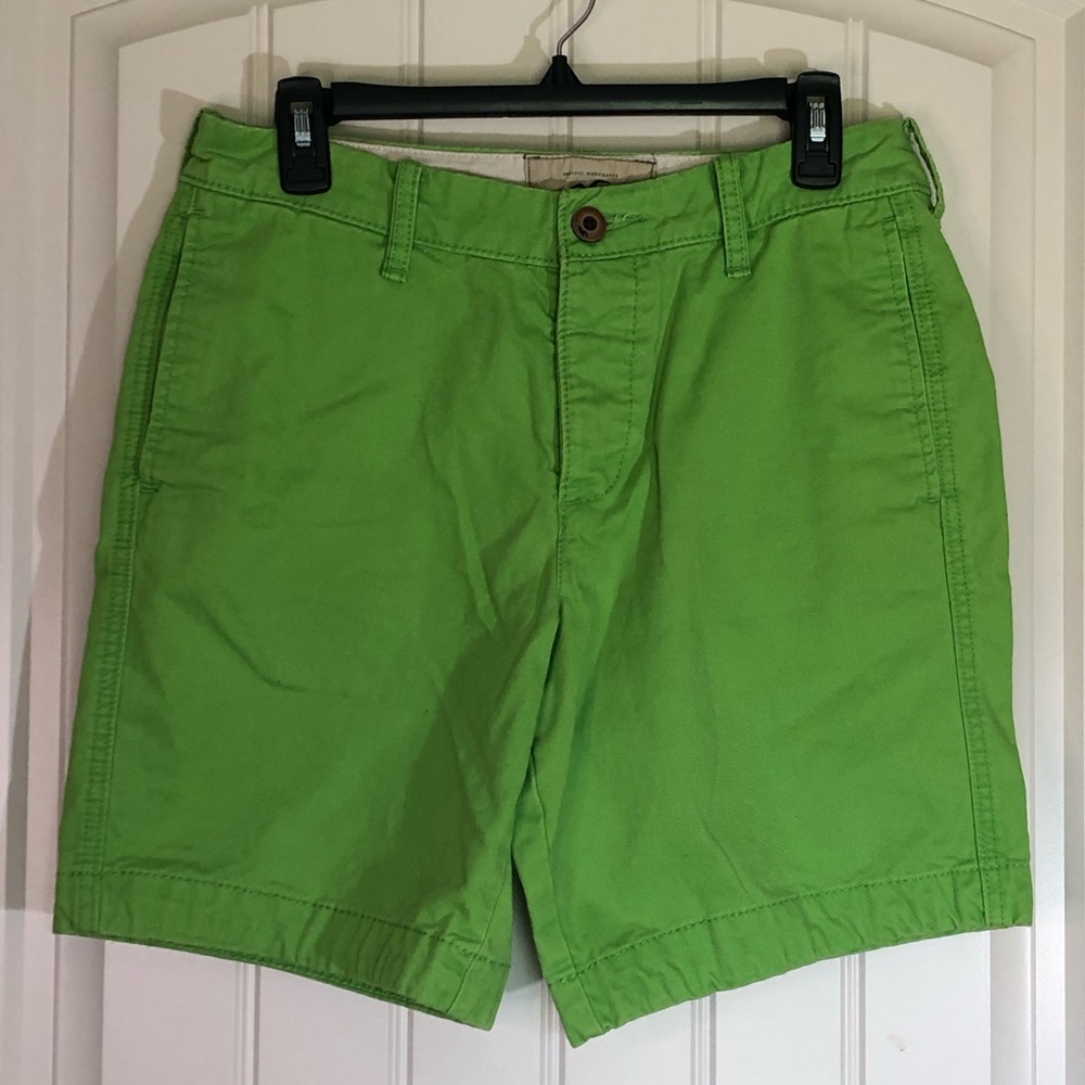 Hollister Chino Flat Front Men’s Shorts, Size 30, Lime Green